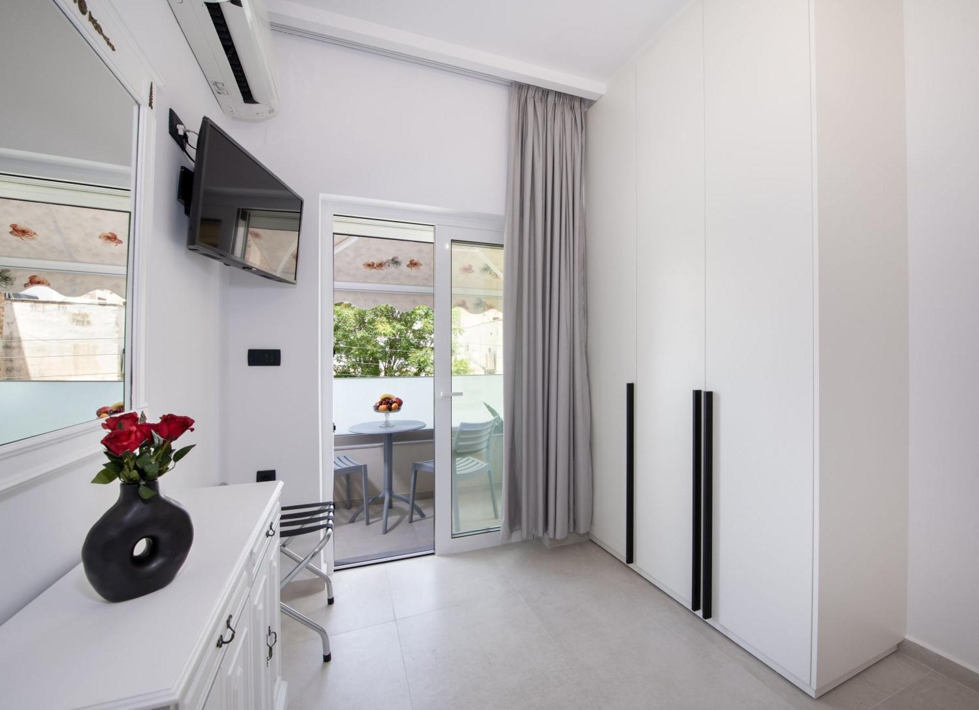 Cherry Central Luxury Suites Chania  Exterior foto